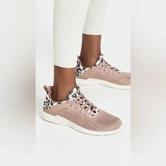 apl techloom tracer leopard